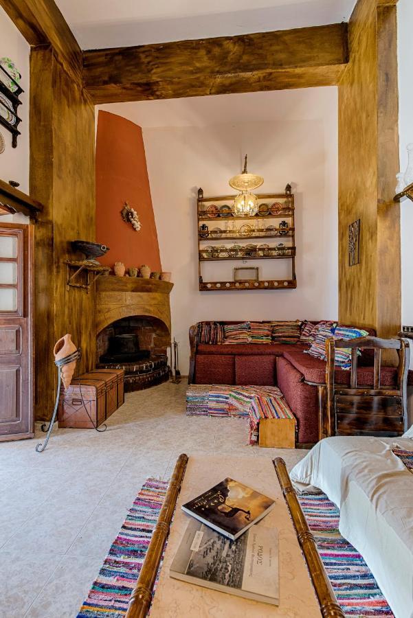 Hara'S Traditional Detached House In Malona Malona Village Buitenkant foto