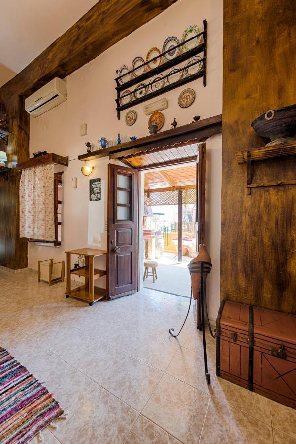 Hara'S Traditional Detached House In Malona Malona Village Buitenkant foto